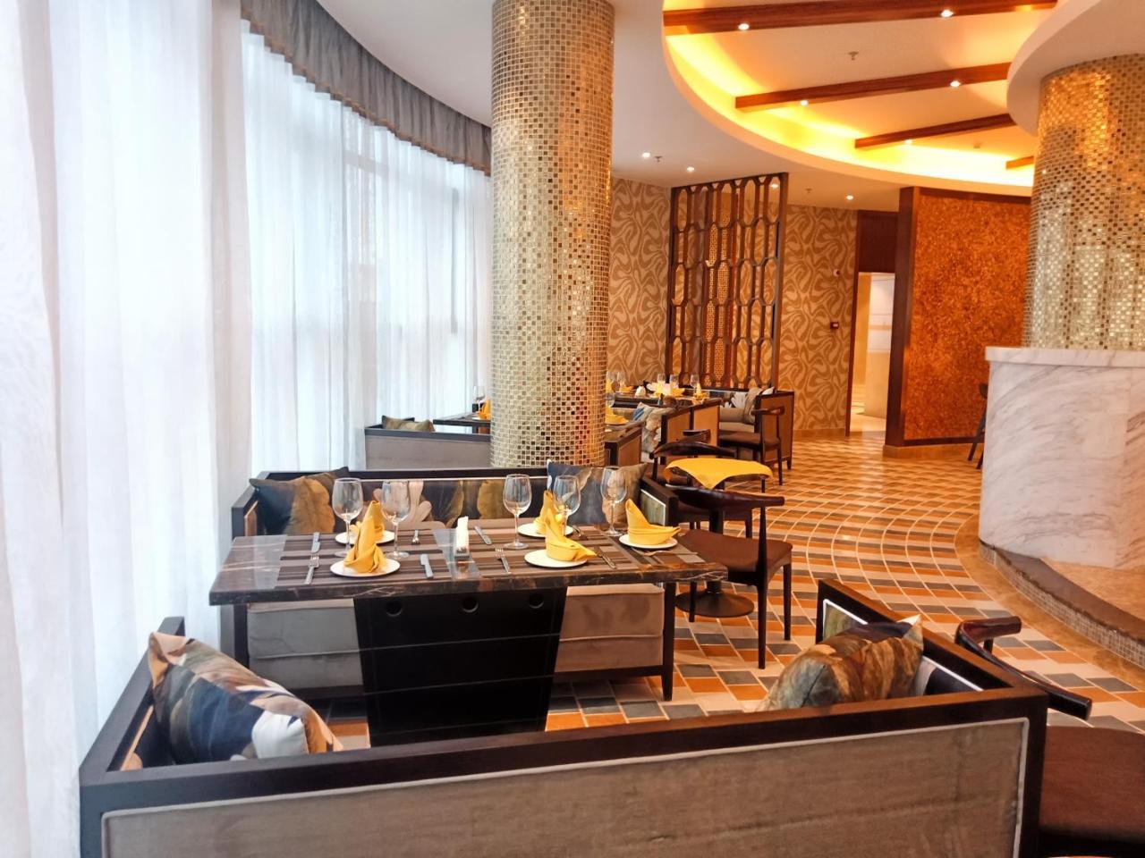 Hotel Kaloum Conakry Esterno foto